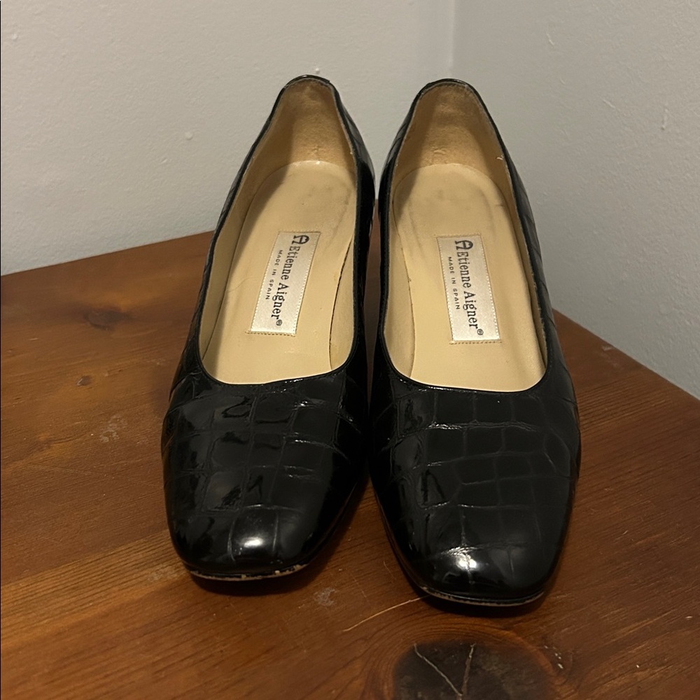 Etienne Aigner Black Croc Embossed Leather Pumps Made in Spain size 7.5